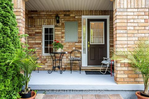 Photo 2 at 3178 Stornoway Circle, BC Bronte Creek, Oakville