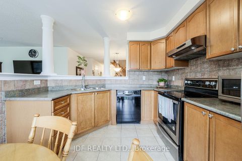 Photo 14 at 3178 Stornoway Circle, BC Bronte Creek, Oakville
