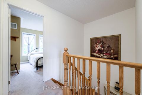 Photo 18 at 3178 Stornoway Circle, BC Bronte Creek, Oakville