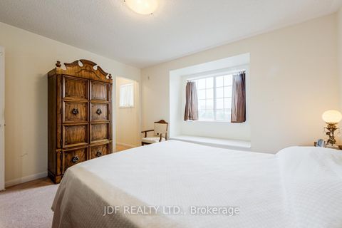 Photo 26 at 3178 Stornoway Circle, BC Bronte Creek, Oakville