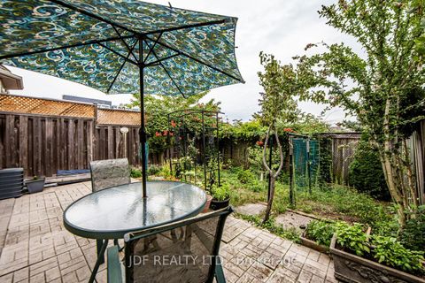 Photo 38 at 3178 Stornoway Circle, BC Bronte Creek, Oakville