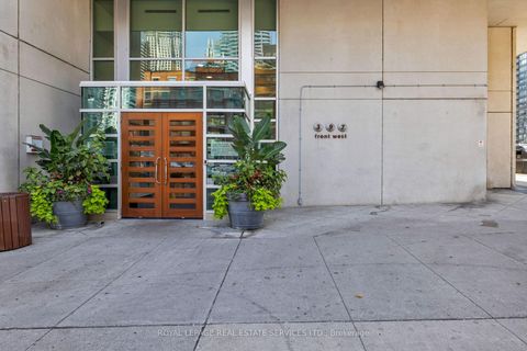 Photo 2 at 605 - 397 Front Street W, Waterfront Communities C1, Toronto