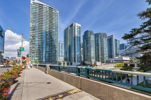 Photo 23 at 605 - 397 Front Street W, Waterfront Communities C1, Toronto