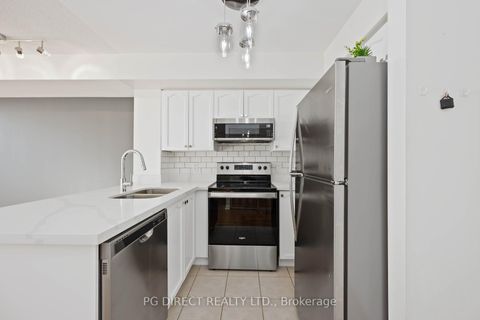 Photo 2 at 611 - 18 Valley Woods Road, Donalda, Toronto