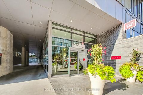 Photo 23 at 711 - 650 King Street W, Waterfront Communities C1, Toronto
