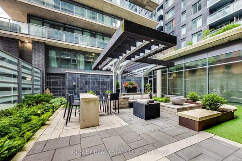 Photo 27 at 711 - 650 King Street W, Waterfront Communities C1, Toronto