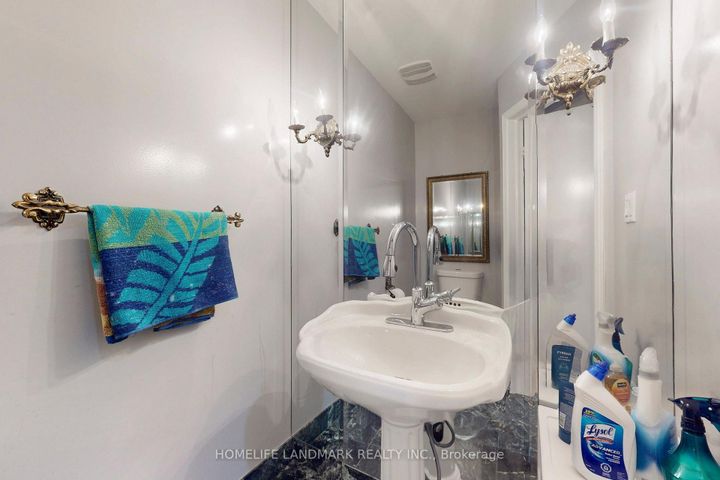 Photo 15 at 147 Mossgrove Trail, Windfields, Toronto