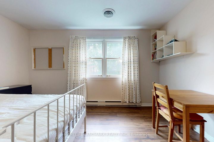 Photo 23 at 147 Mossgrove Trail, Windfields, Toronto