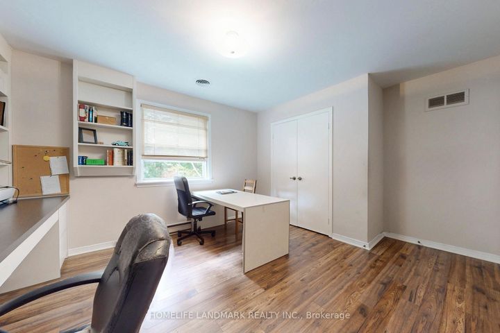 Photo 26 at 147 Mossgrove Trail, Windfields, Toronto