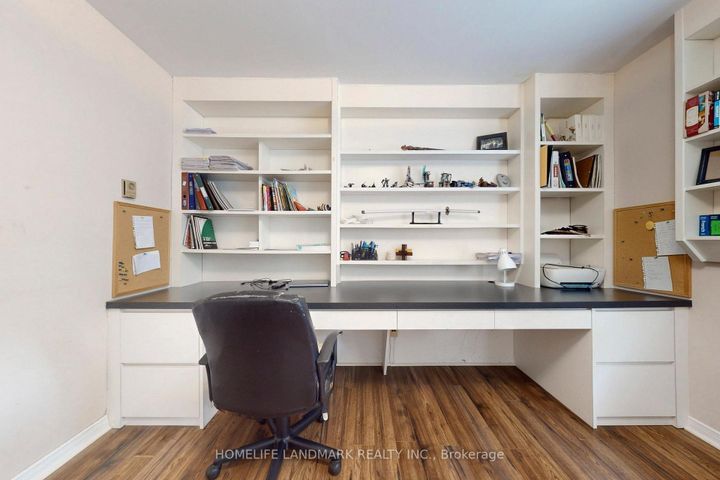 Photo 28 at 147 Mossgrove Trail, Windfields, Toronto