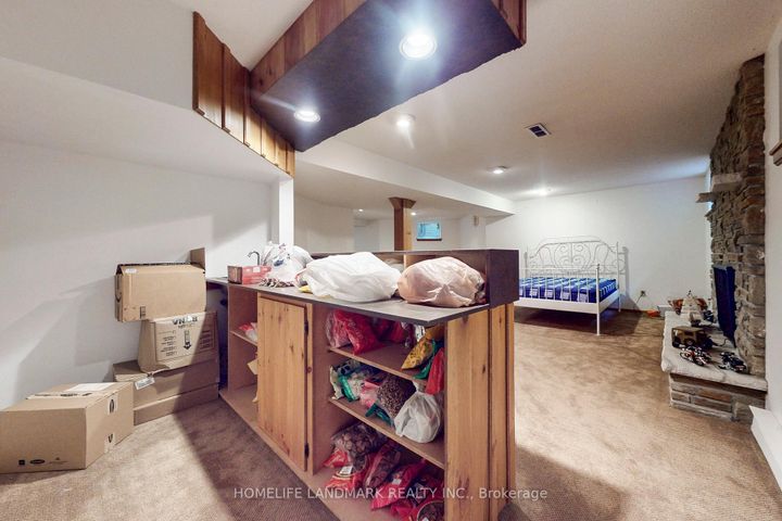 Photo 38 at 147 Mossgrove Trail, Windfields, Toronto