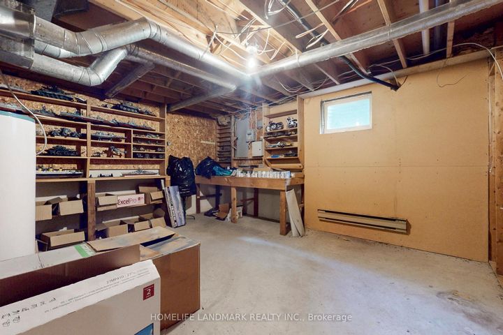 Photo 41 at 147 Mossgrove Trail, Windfields, Toronto