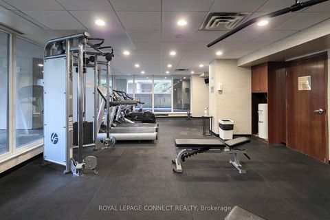 Photo 24 at 605 - 750 Bay Street, Bay Street Corridor, Toronto