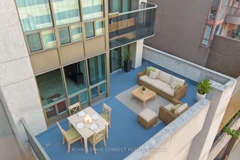 Photo 28 at 605 - 750 Bay Street, Bay Street Corridor, Toronto