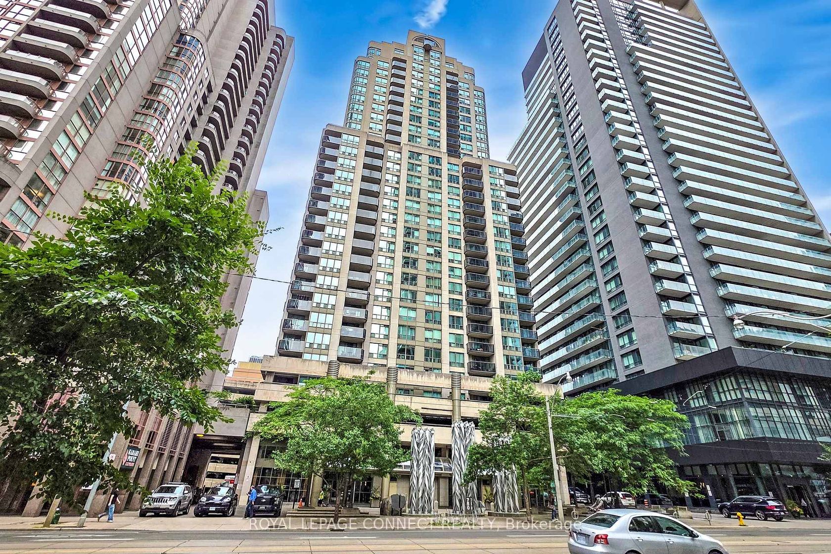 605 - 750 Bay Street, Bay Street Corridor, Toronto 