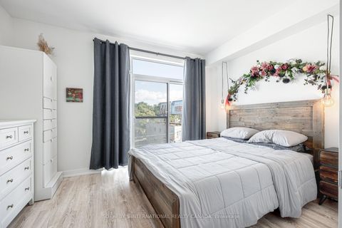 Photo 8 at 4 - 1331 Gerrard Street, Coxwell, Toronto