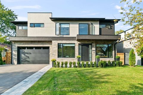 Photo 1 at 1509 Pembroke Drive, CP College Park, Oakville
