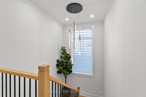 Photo 34 at 1509 Pembroke Drive, CP College Park, Oakville