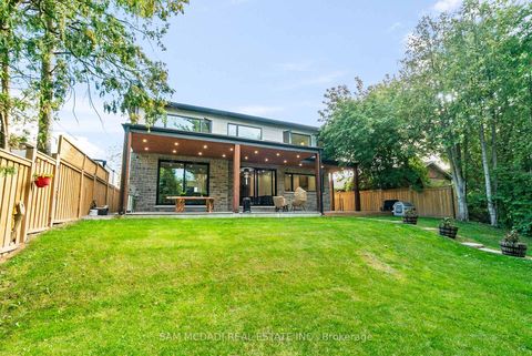 Photo 47 at 1509 Pembroke Drive, CP College Park, Oakville