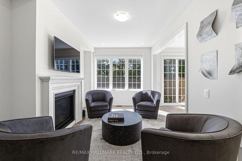 Photo 7 at 92 Drizzel Crescent, Oak Ridges, Richmond Hill