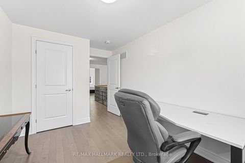 Photo 28 at 92 Drizzel Crescent, Oak Ridges, Richmond Hill