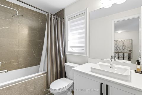 Photo 31 at 92 Drizzel Crescent, Oak Ridges, Richmond Hill