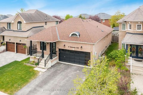 Photo 1 at 10 Westminster Circle, Shore, Barrie