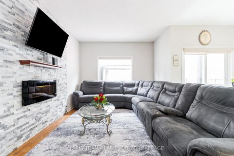 Photo 9 at 10 Westminster Circle, Shore, Barrie