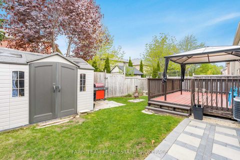 Photo 23 at 10 Westminster Circle, Shore, Barrie