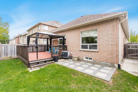 Photo 24 at 10 Westminster Circle, Shore, Barrie