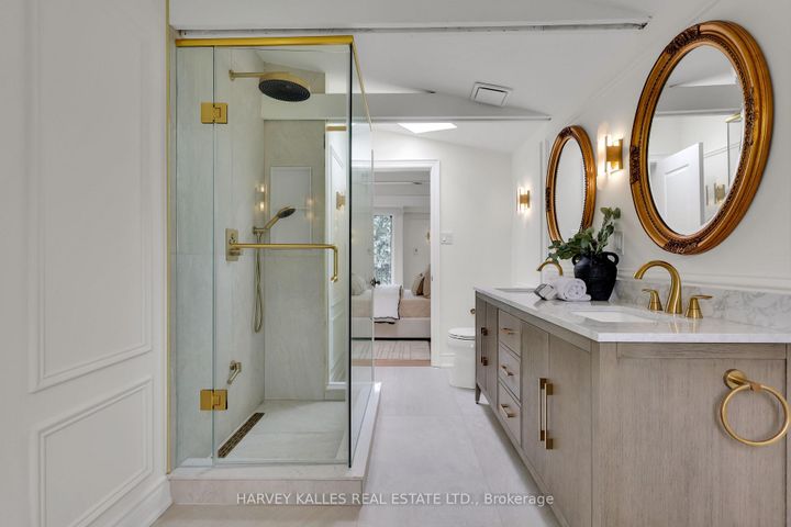 Photo 36 at 161 Brookdale Avenue, Lawrence Park North, Toronto