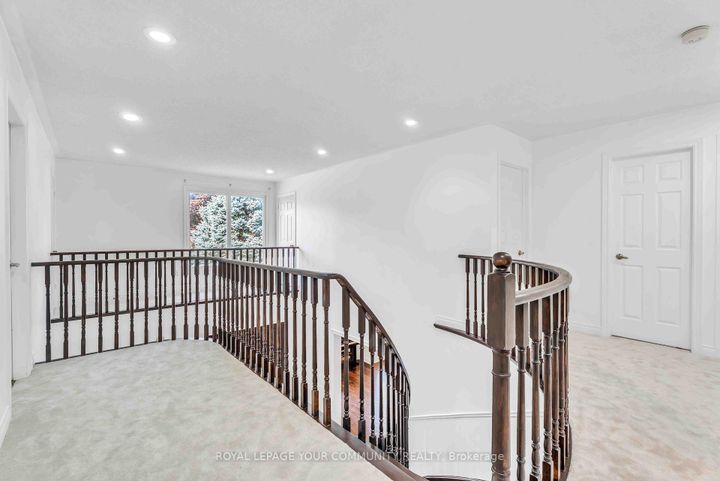 Photo 33 at 50 Waltham Crescent, Doncrest, Richmond Hill