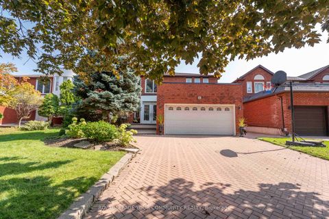 Photo 1 at 50 Waltham Crescent, Doncrest, Richmond Hill