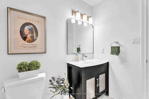 Photo 16 at 50 Waltham Crescent, Doncrest, Richmond Hill Photo 16 at 50 Waltham Crescent, Doncrest, Richmond Hill