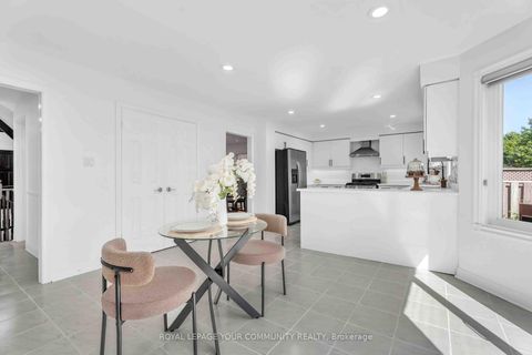 Photo 21 at 50 Waltham Crescent, Doncrest, Richmond Hill