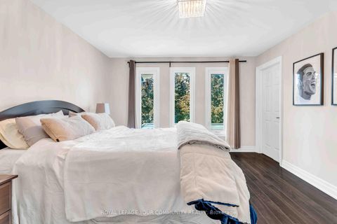 Photo 34 at 50 Waltham Crescent, Doncrest, Richmond Hill Photo 34 at 50 Waltham Crescent, Doncrest, Richmond Hill