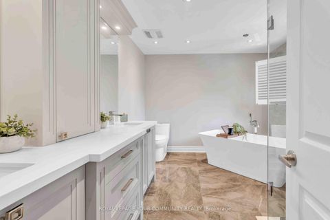 Photo 39 at 50 Waltham Crescent, Doncrest, Richmond Hill