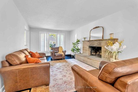 Photo 2 at 14 Luverne Avenue, Clanton Park, Toronto