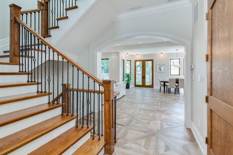 Photo 7 at 441 Oriole Parkway, Eglinton, Toronto