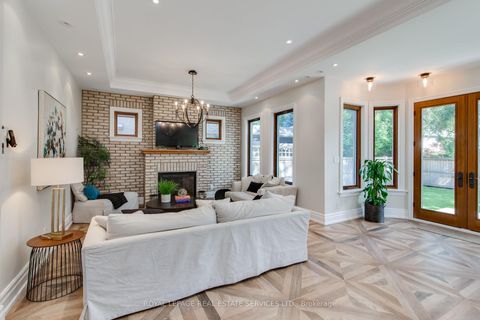 Photo 17 at 441 Oriole Parkway, Eglinton, Toronto