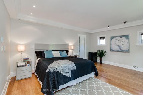 Photo 21 at 441 Oriole Parkway, Eglinton, Toronto