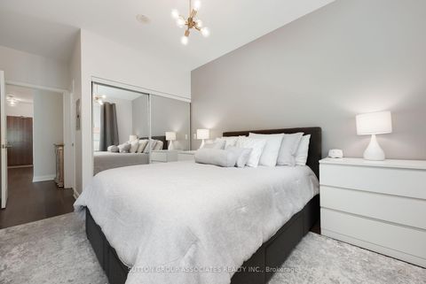 Photo 17 at 312 - 88 Broadway Avenue, Mount Pleasant West, Toronto