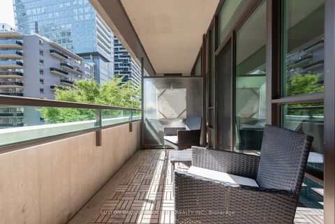 Photo 20 at 312 - 88 Broadway Avenue, Mount Pleasant West, Toronto