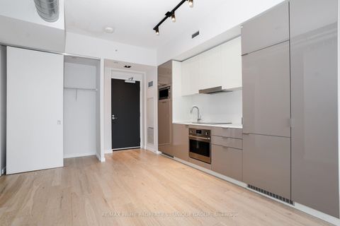 Photo 8 at 2603 - 170 Bayview Avenue, Moss Park, Toronto