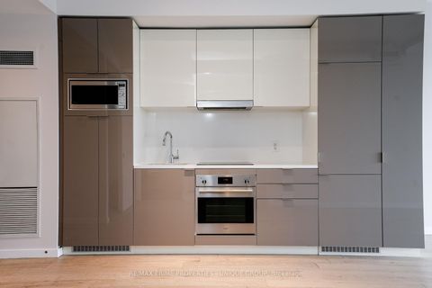 Photo 9 at 2603 - 170 Bayview Avenue, Moss Park, Toronto Photo 9 at 2603 - 170 Bayview Avenue, Moss Park, Toronto