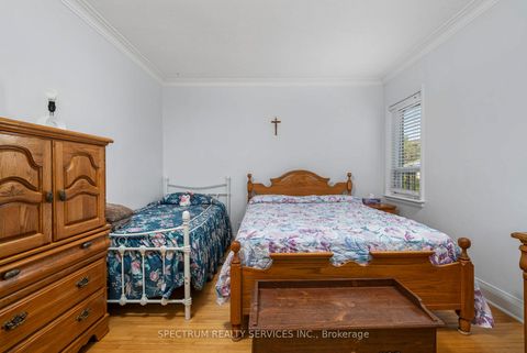 Photo 9 at 906 Glencairn Avenue, Glen Park, Toronto