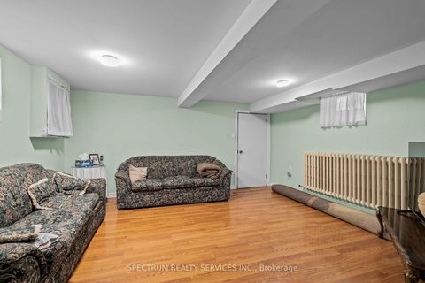 Photo 29 at 906 Glencairn Avenue, Glen Park, Toronto
