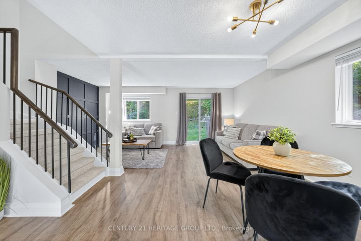 Photo 12 at 654 Gibney Crescent, Summerhill Estates, Newmarket