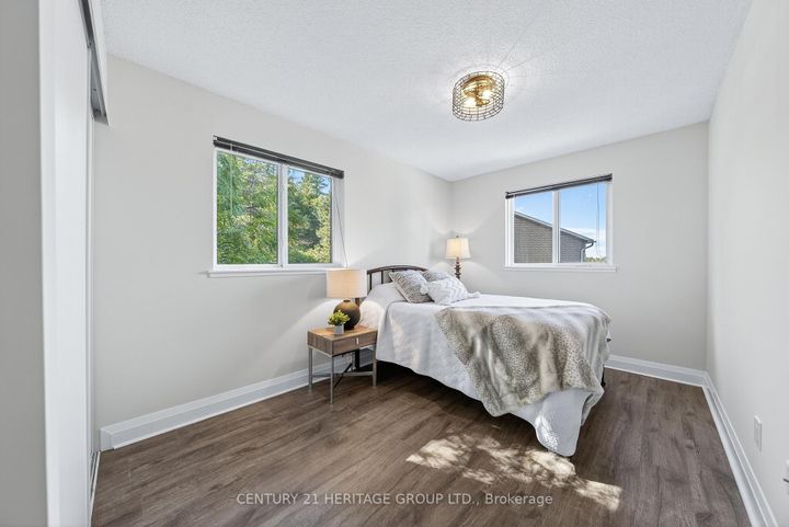 Photo 24 at 654 Gibney Crescent, Summerhill Estates, Newmarket