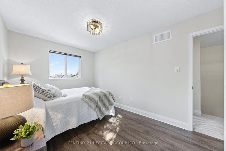Photo 26 at 654 Gibney Crescent, Summerhill Estates, Newmarket